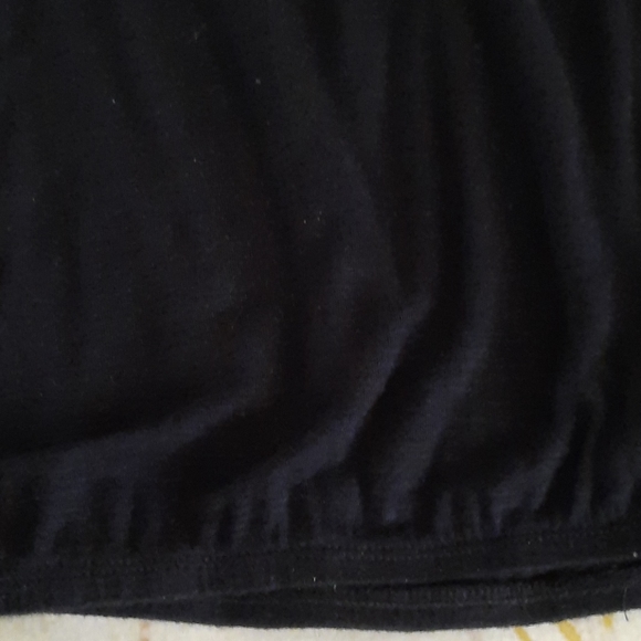 Tops - Picture 7 of 7